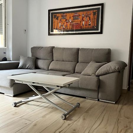 Apartamento En Camino De Ronda De Dos Habitaciones Y Salon Granada Eksteriør billede