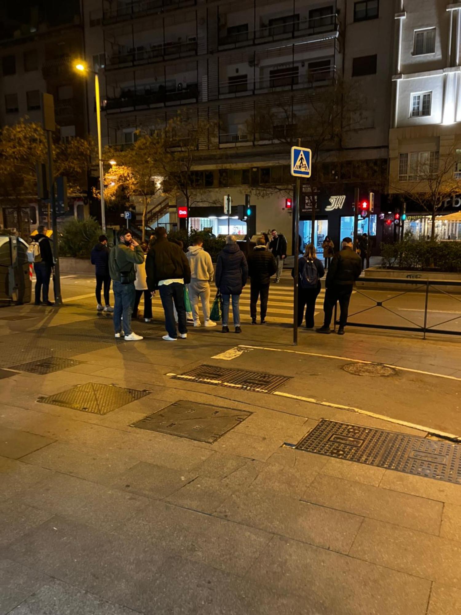 Apartamento En Camino De Ronda De Dos Habitaciones Y Salon Granada Eksteriør billede