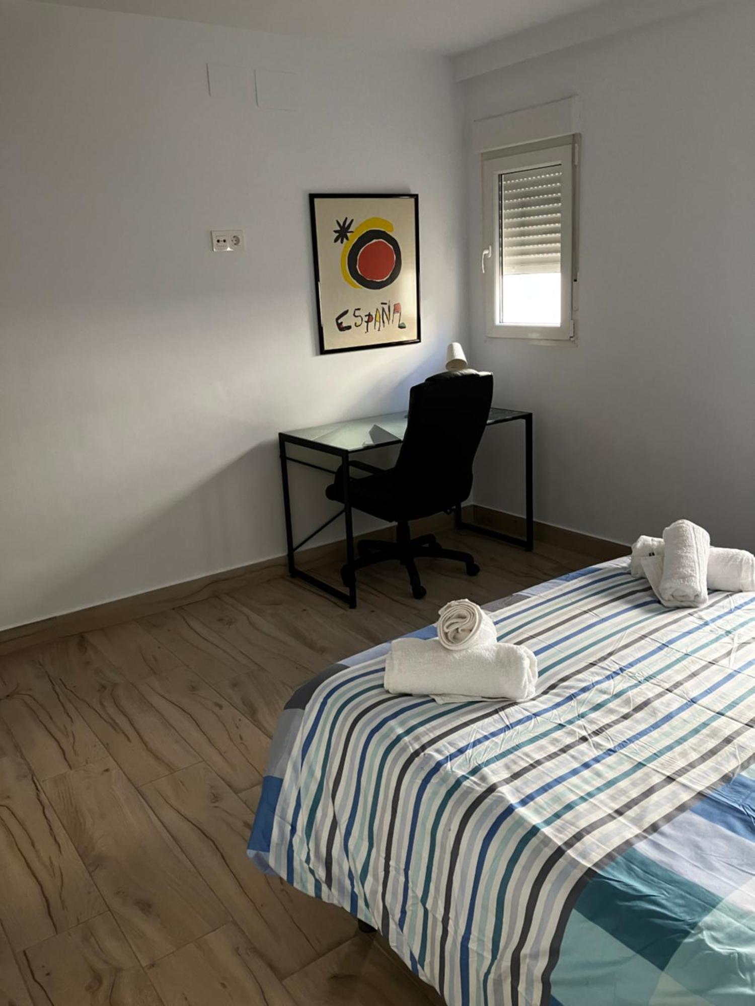 Apartamento En Camino De Ronda De Dos Habitaciones Y Salon Granada Eksteriør billede