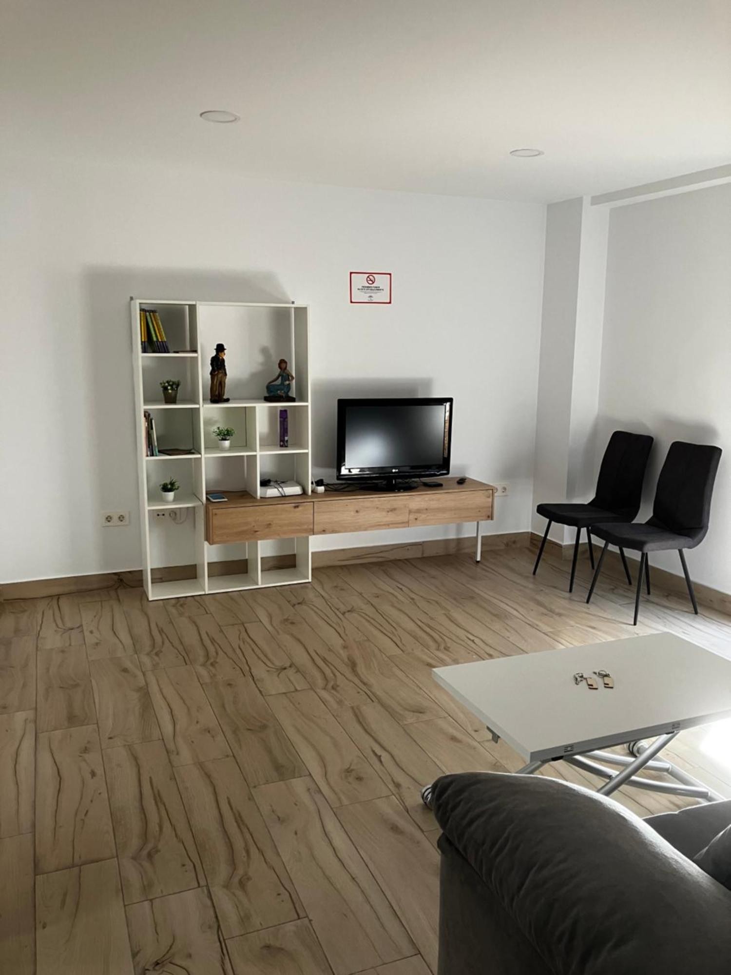 Apartamento En Camino De Ronda De Dos Habitaciones Y Salon Granada Eksteriør billede